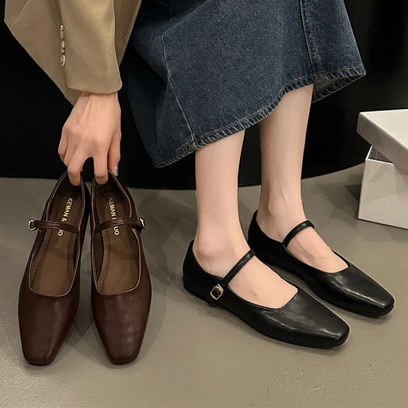Women Flats French Square Toe  - Leatherwork In French บทวิจารณ์และราคา