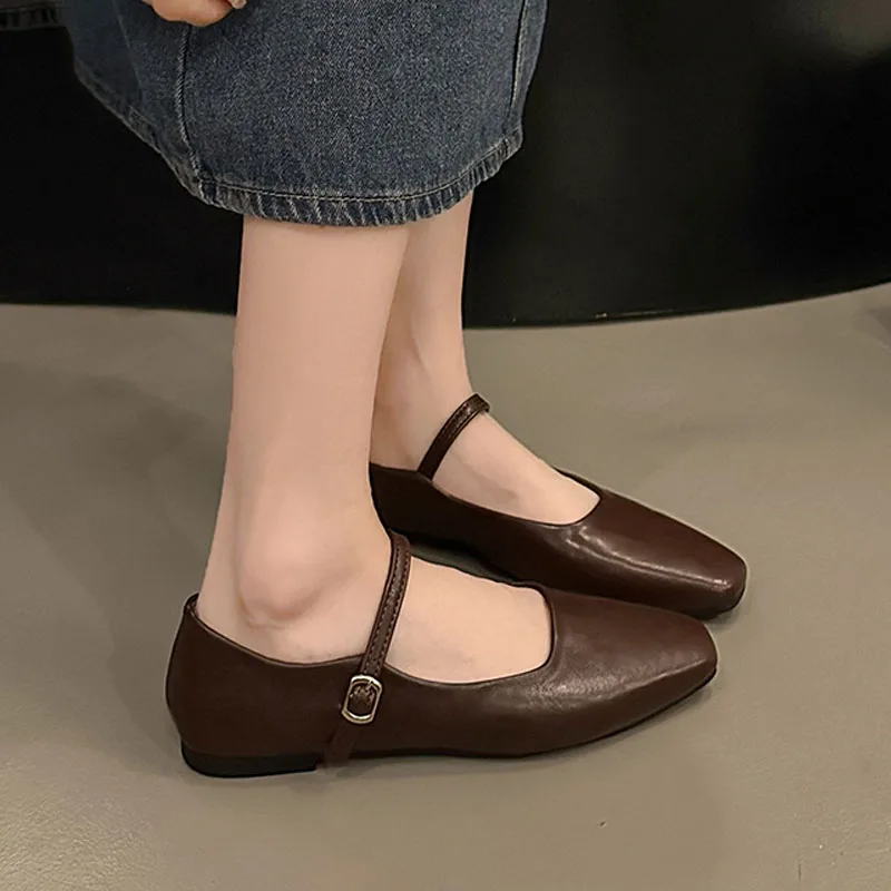 Women Flats French Square Toe  - Leatherwork In French บทวิจารณ์และราคา