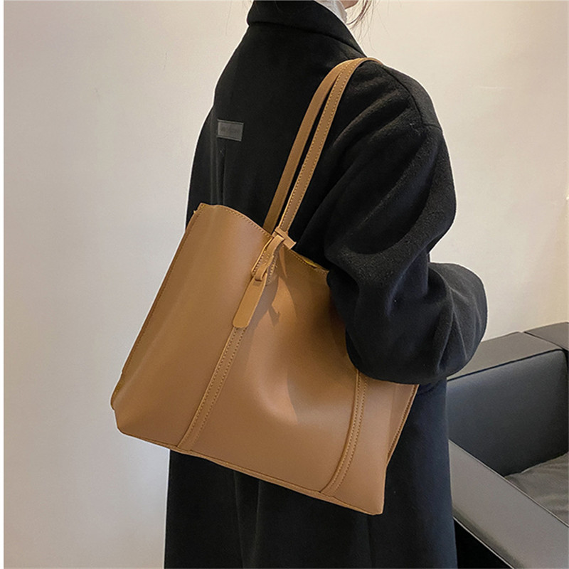 Classic Black Faux Leather Tot - Leatherworking Classic บทวิจารณ์และราคา