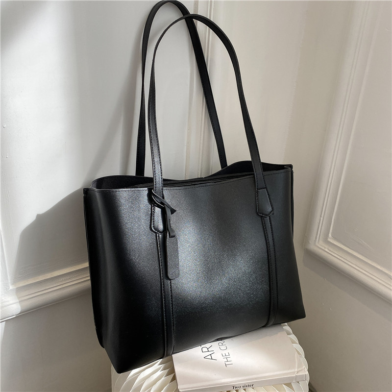 Classic Black Faux Leather Tot - Leatherworking Classic บทวิจารณ์และราคา