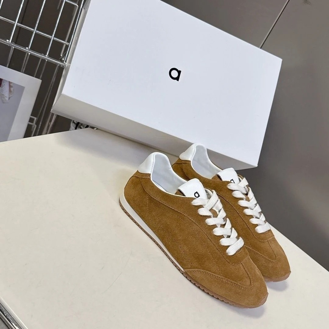 European-style Women's White S - Leather Work Flats บทวิจารณ์และราคา