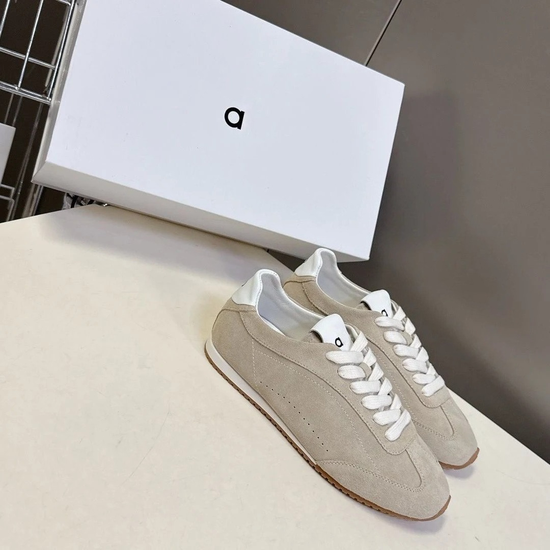 European-style Women's White S - Leather Work Flats บทวิจารณ์และราคา