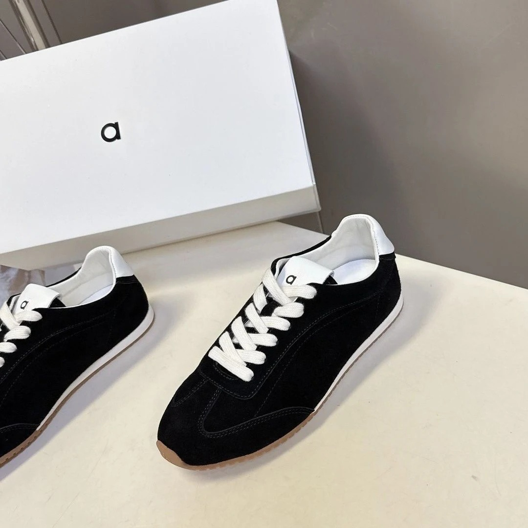 European-style Women's White S - Leather Work Flats บทวิจารณ์และราคา