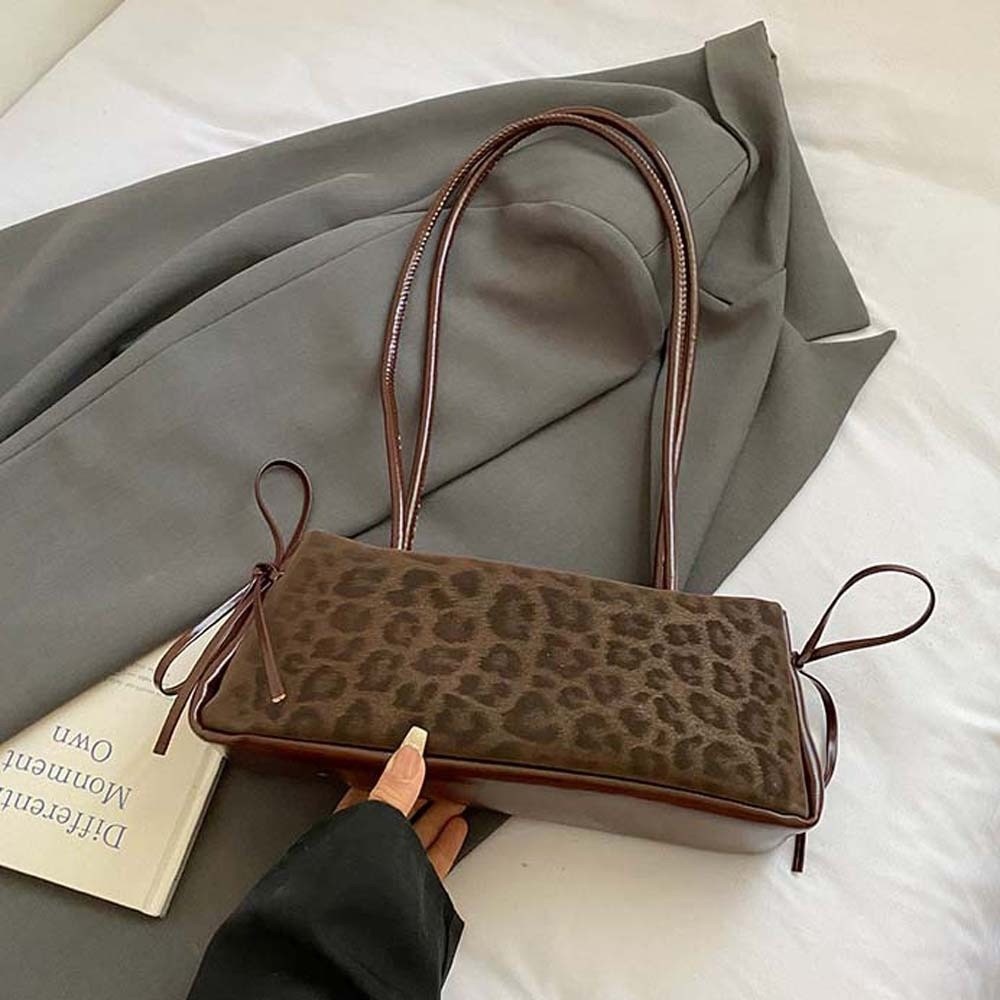 Sweet French Stick Handbag Bow - Leatherwork In French บทวิจารณ์และราคา